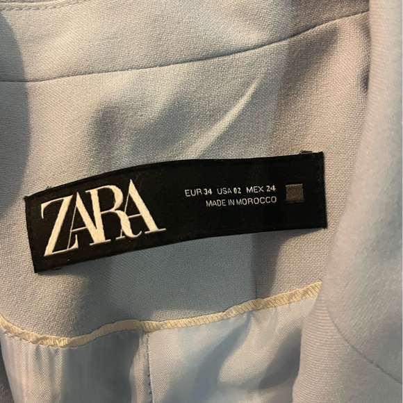 Zara Blazer - Picture 2 of 3